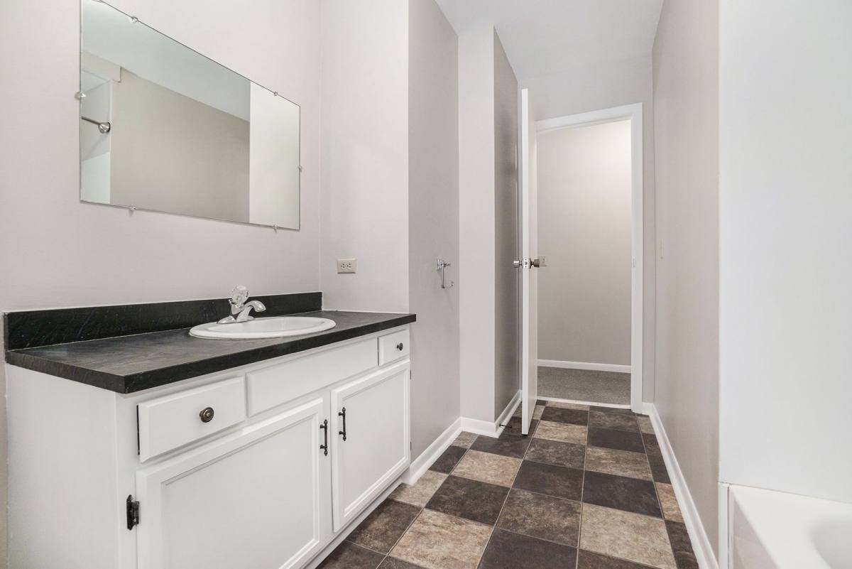 Apartment for rent at 6133 King Highway, Kalamazoo, MI 49048