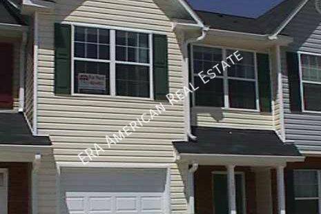 Townhouse for rent at 111 Swaying Pine Court, Crestview, FL 32539