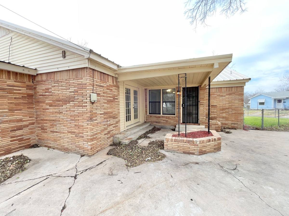House for rent at 302 Washington St, Killeen, TX 76541