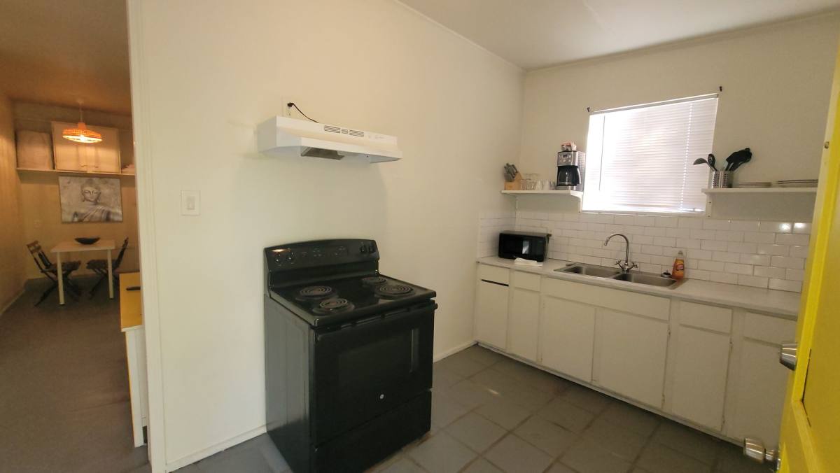 Apartment for rent at 128 Saint Francis Ave, San Antonio, TX 78204