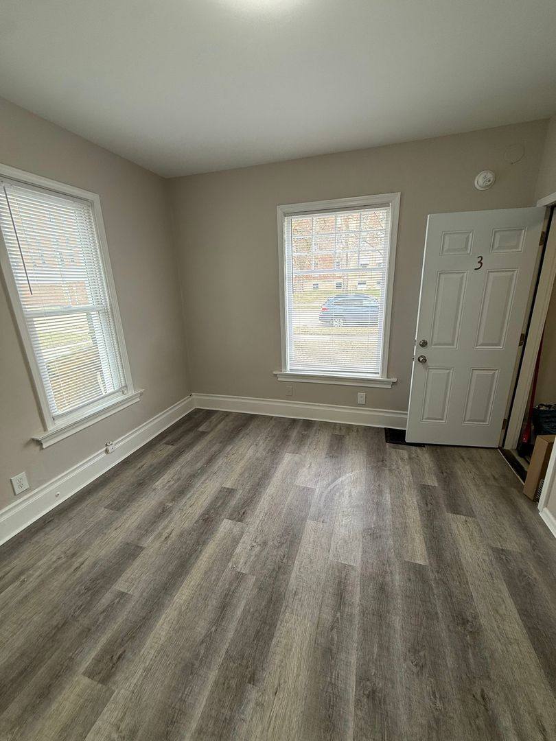 Apartment for rent at 25 Parkview, Mount Clemens, MI 48043