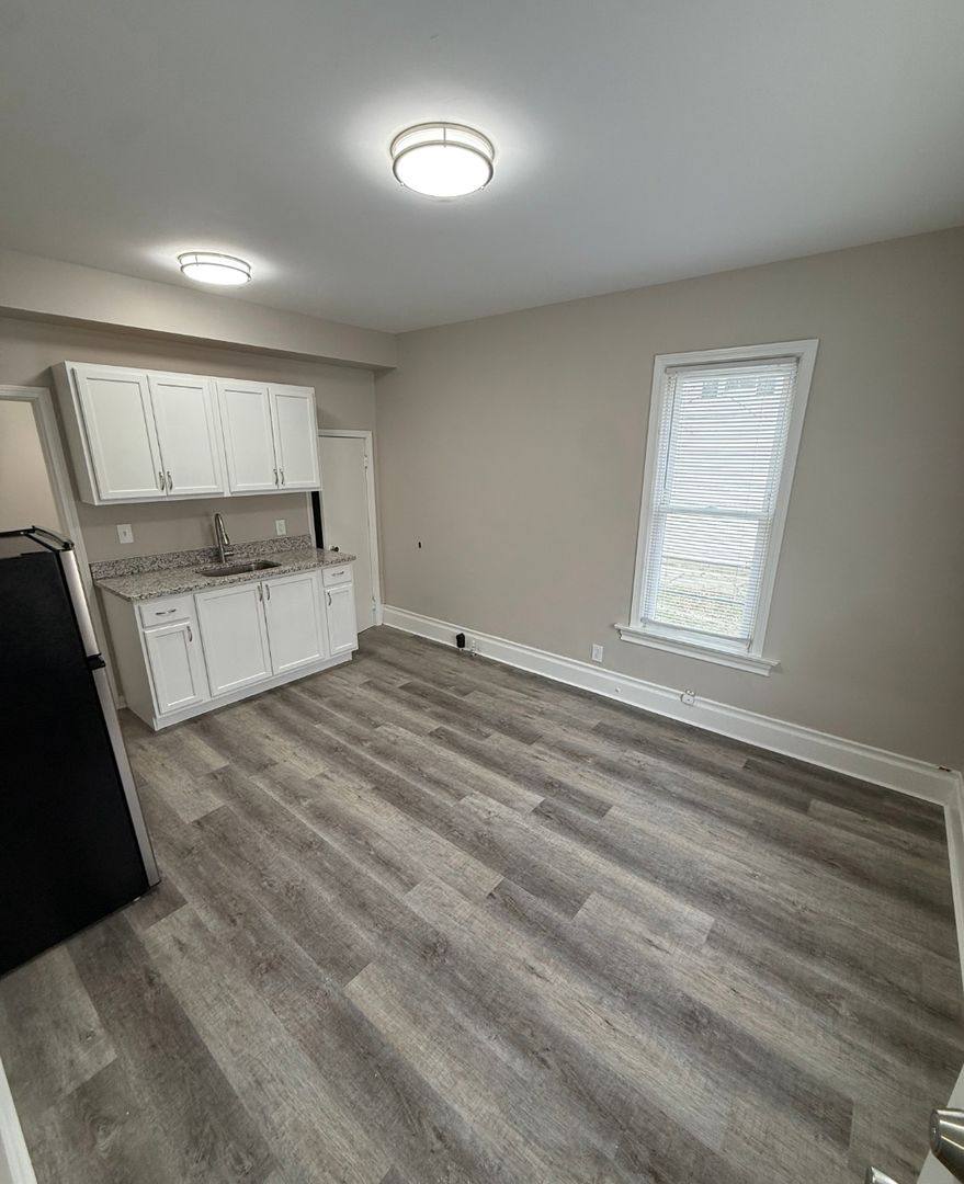 Apartment for rent at 25 Parkview, Mount Clemens, MI 48043