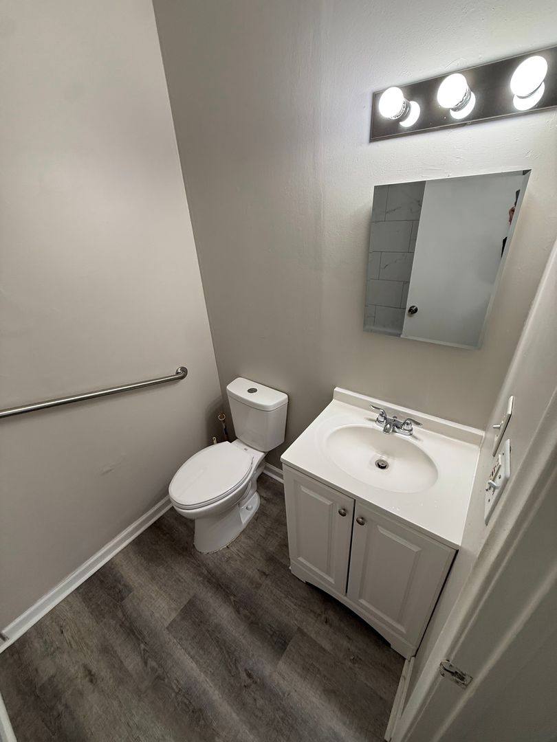 Apartment for rent at 25 Parkview, Mount Clemens, MI 48043