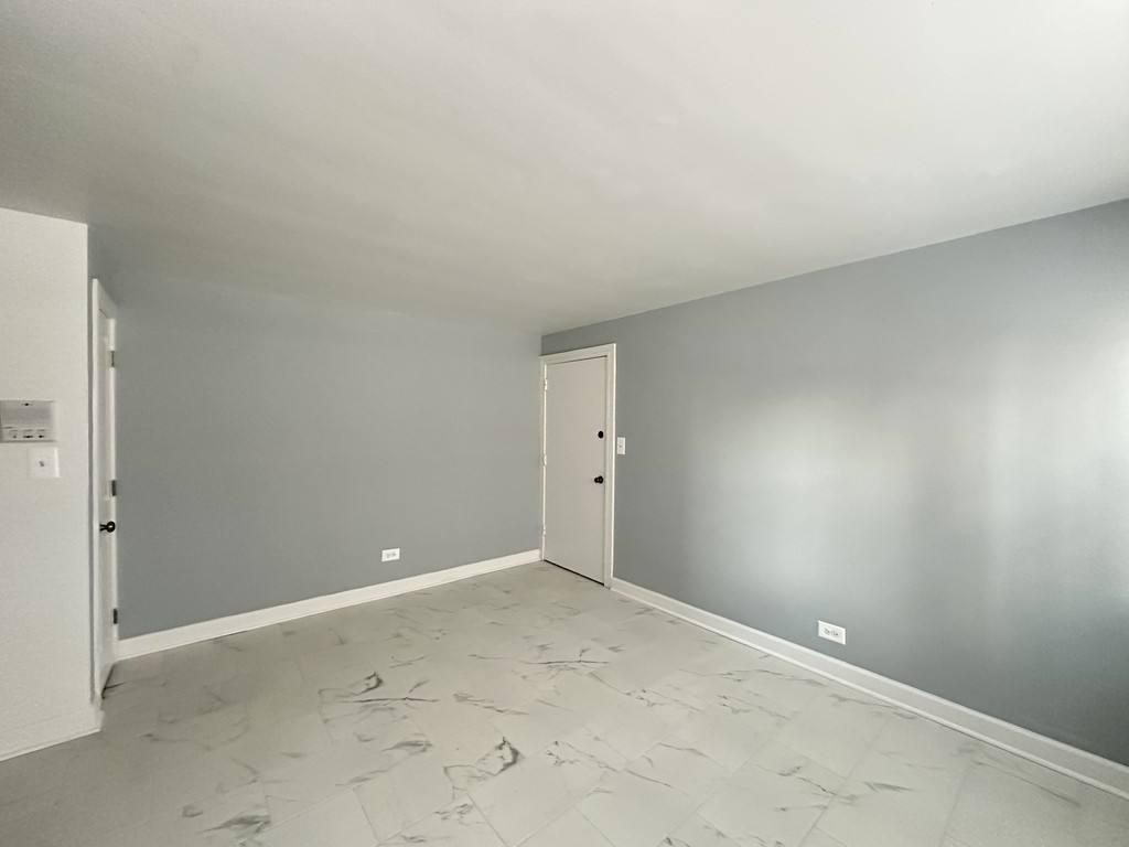 Apartment for rent at 6707 California #PSG, Chicago, IL 60645