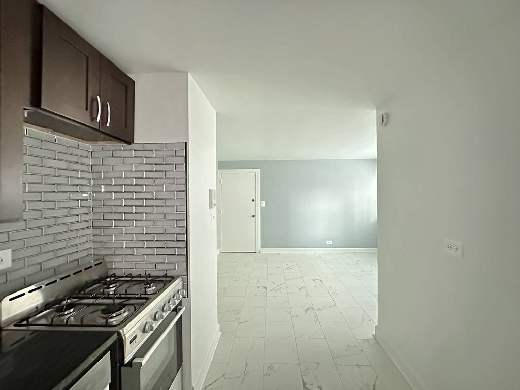 Apartment for rent at 6709 California #DSG, Chicago, IL 60645