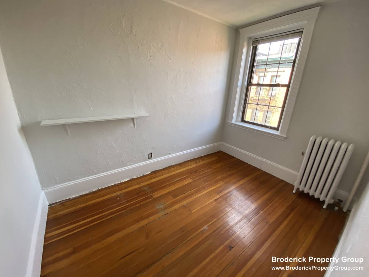 Apartment for rent at 85 Myrtle St #7, Boston, MA 02114