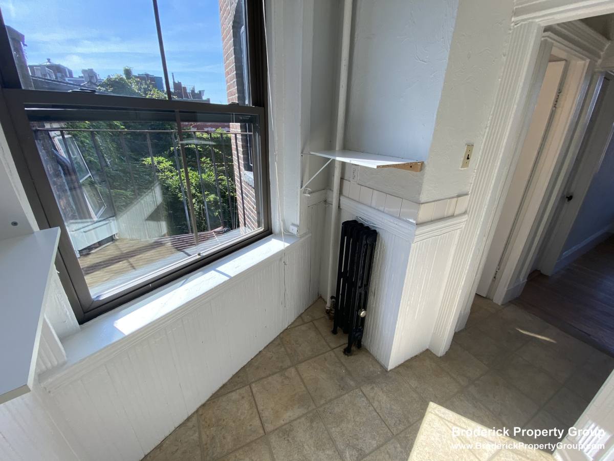 Apartment for rent at 85 Myrtle St #7, Boston, MA 02114