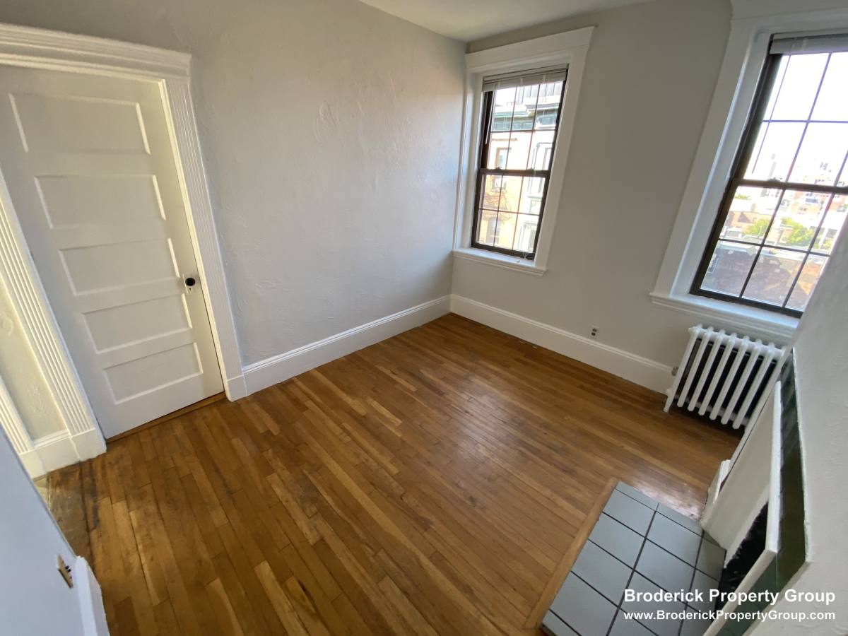 Apartment for rent at 85 Myrtle St #7, Boston, MA 02114