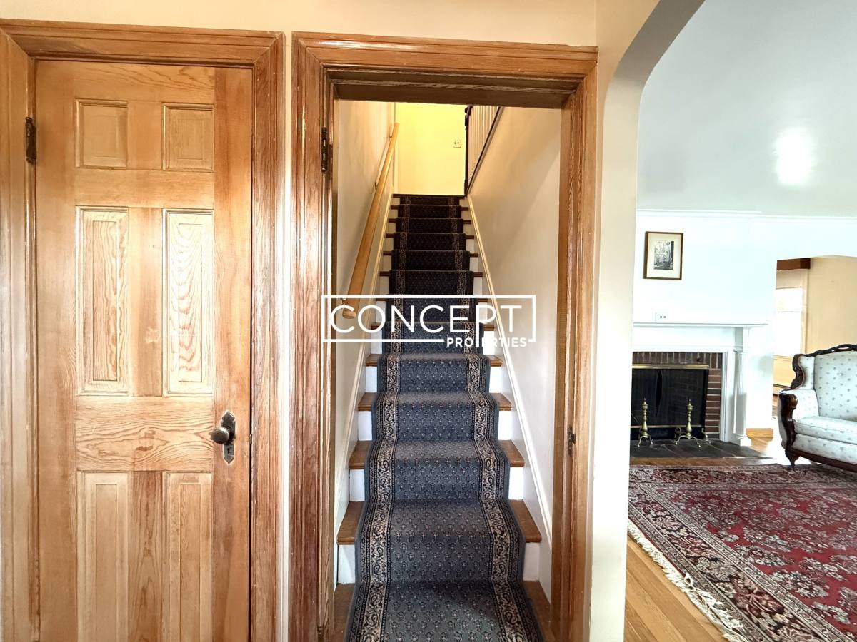 House for rent at 105 Keith St, West Roxbury, MA 02132