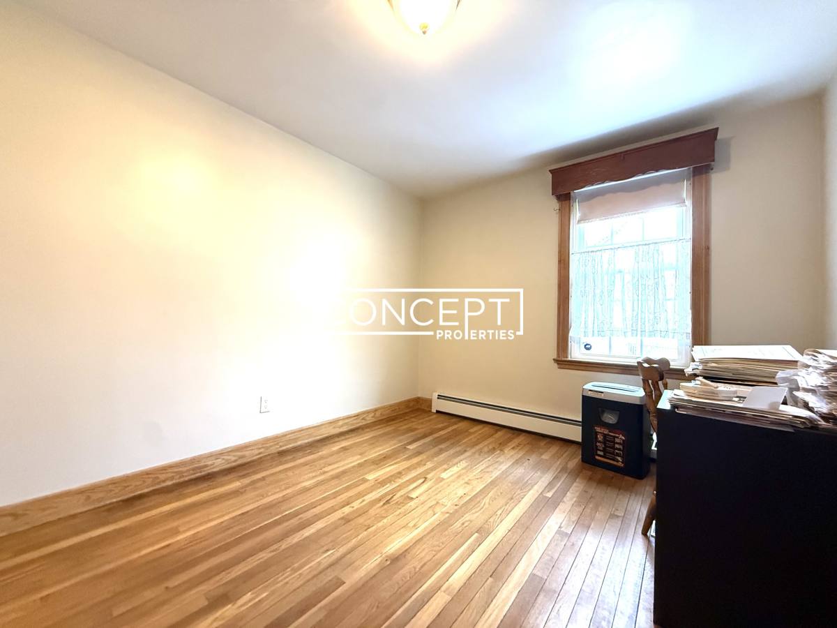 House for rent at 105 Keith St, West Roxbury, MA 02132
