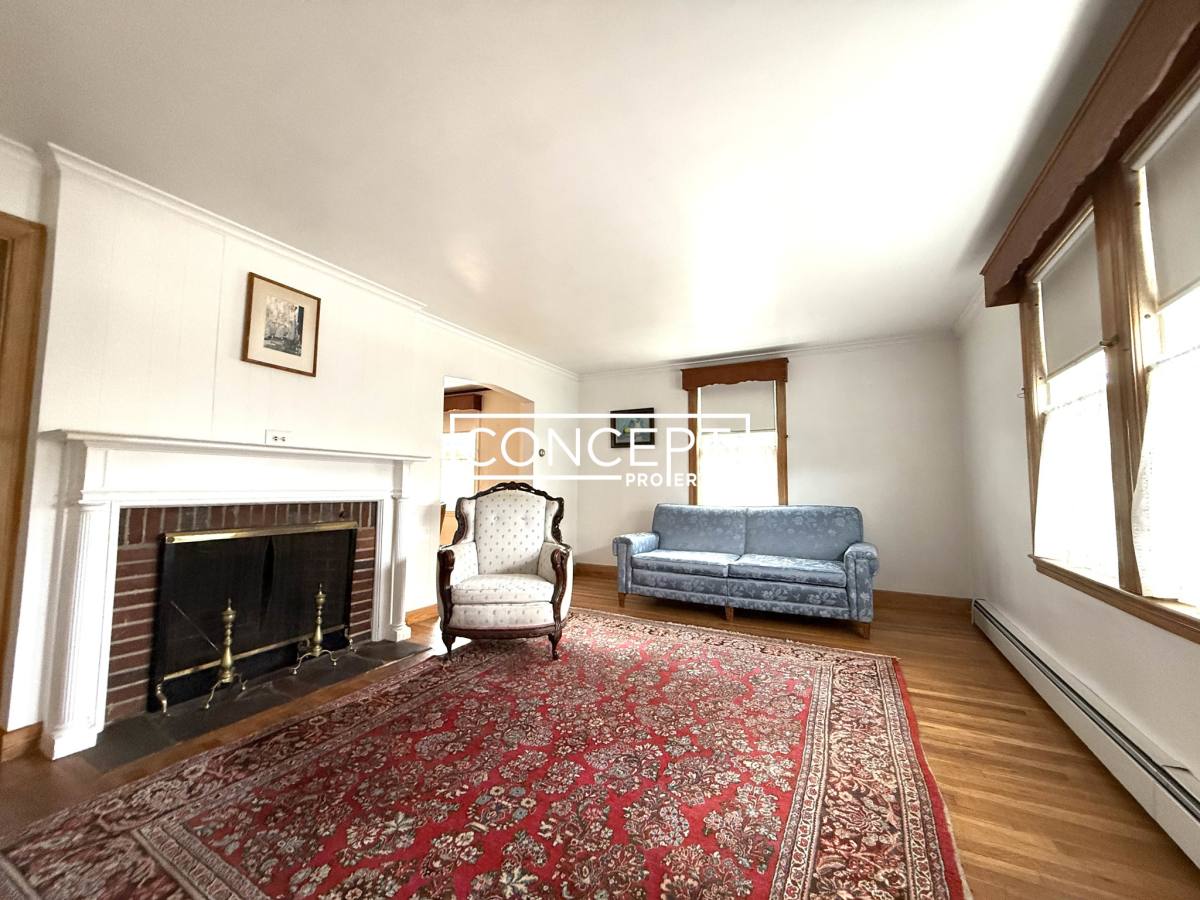House for rent at 105 Keith St, West Roxbury, MA 02132