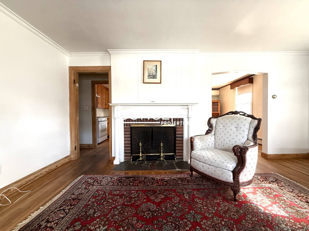 House for rent at 105 Keith St, West Roxbury, MA 02132
