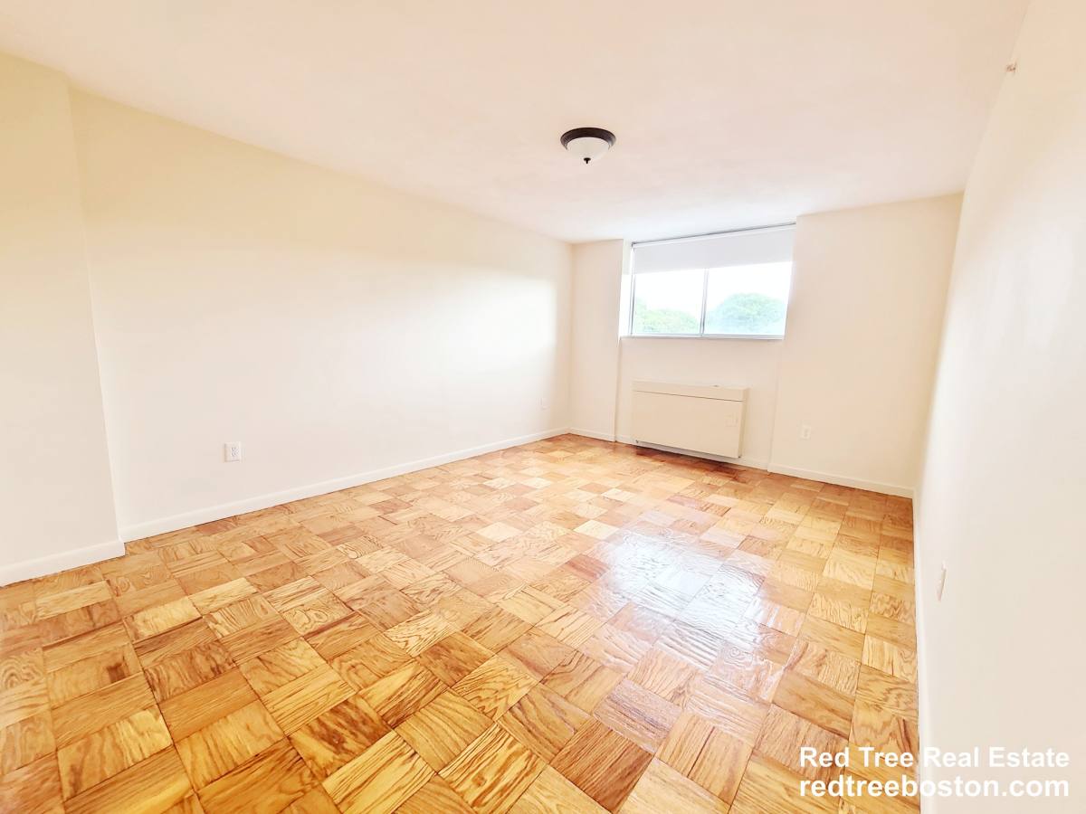 Apartment for rent at 101 Monmouth St #102, Boston, MA 02116