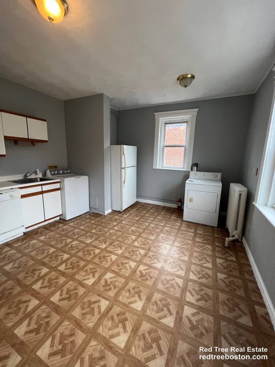 Apartment for rent at 137 Chiswick St #6, Brighton, MA 02135