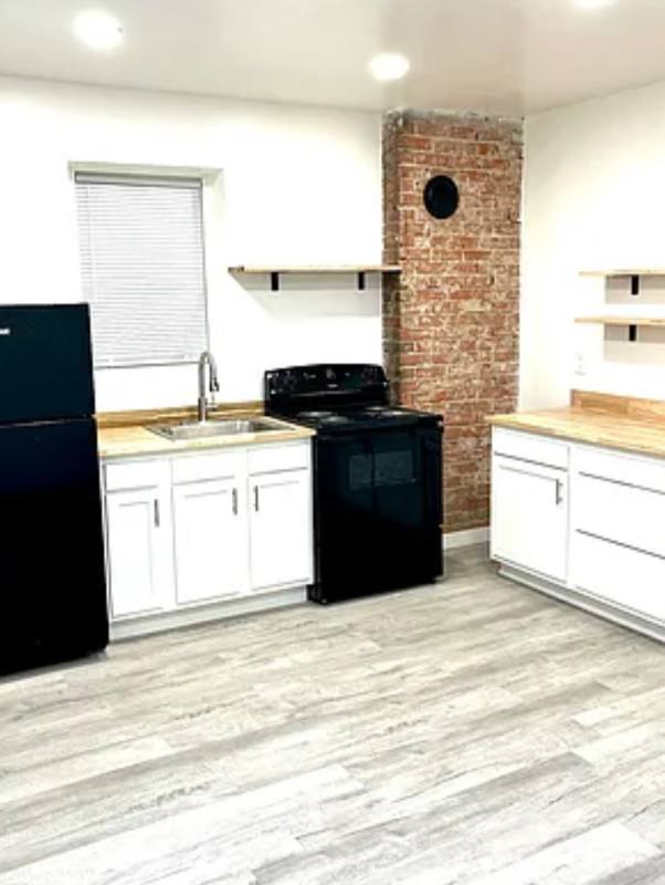 Apartment for rent at 2131 Williams Ave #1, Cincinnati, OH 45212