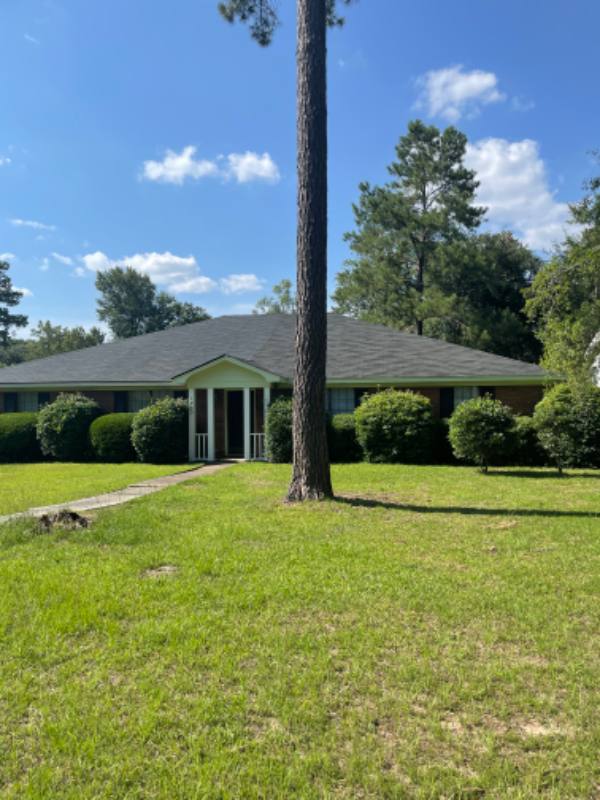 House for rent at 1931 Stuart Ave, Albany, GA 31707
