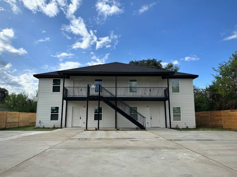 House for rent at 102 Pecan #D, Waco, TX 76705