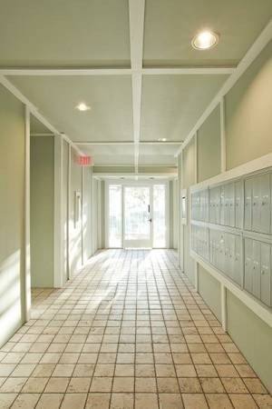 Apartment for rent at 1251 14th St #207, Santa Monica, CA 90404