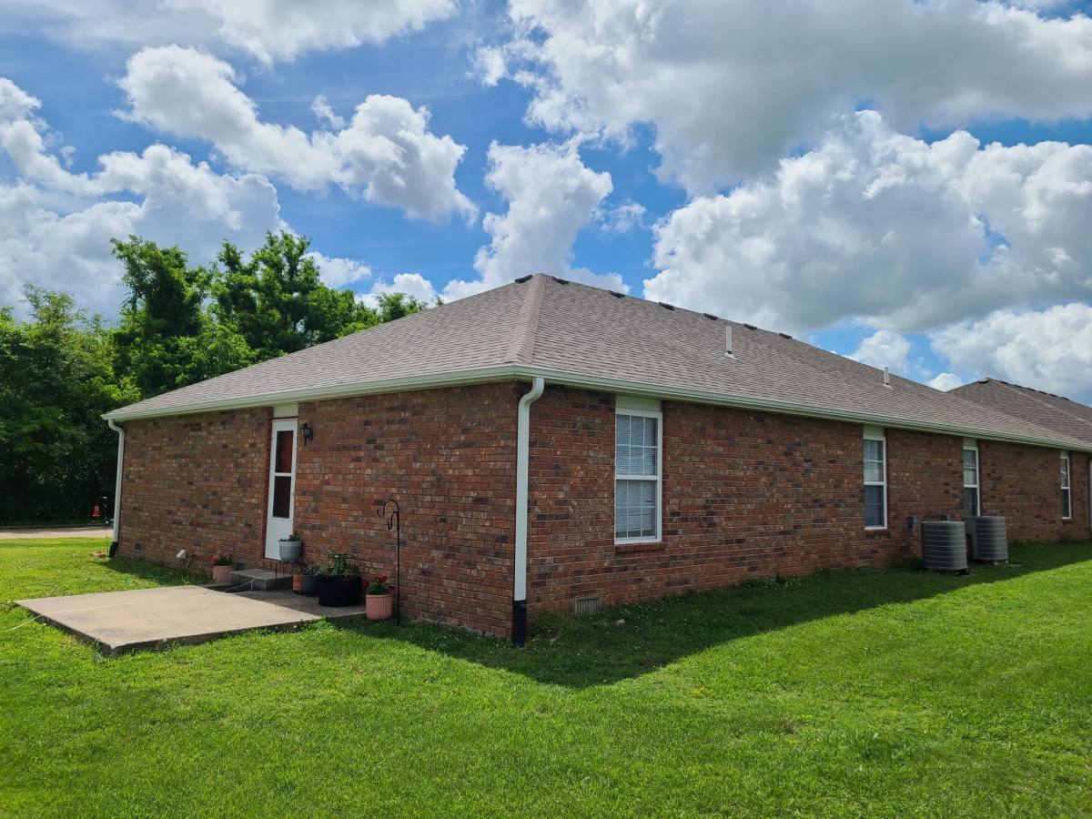 Townhouse for rent at 1505 S Canton Ave, Bolivar, MO 65613