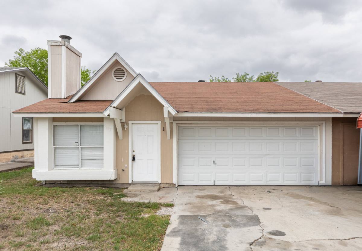 House for rent at 9643 Bratton Dr, San Antonio, TX 78245