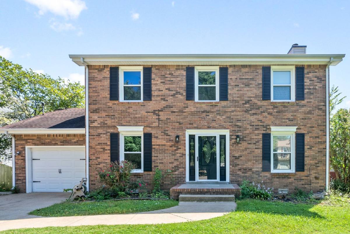 House for rent at 830 Iris Lane, Clarksville, TN 37042