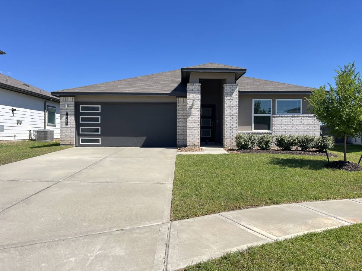 House for rent at 14206 Black Canyon Lane, Conroe, TX 77384