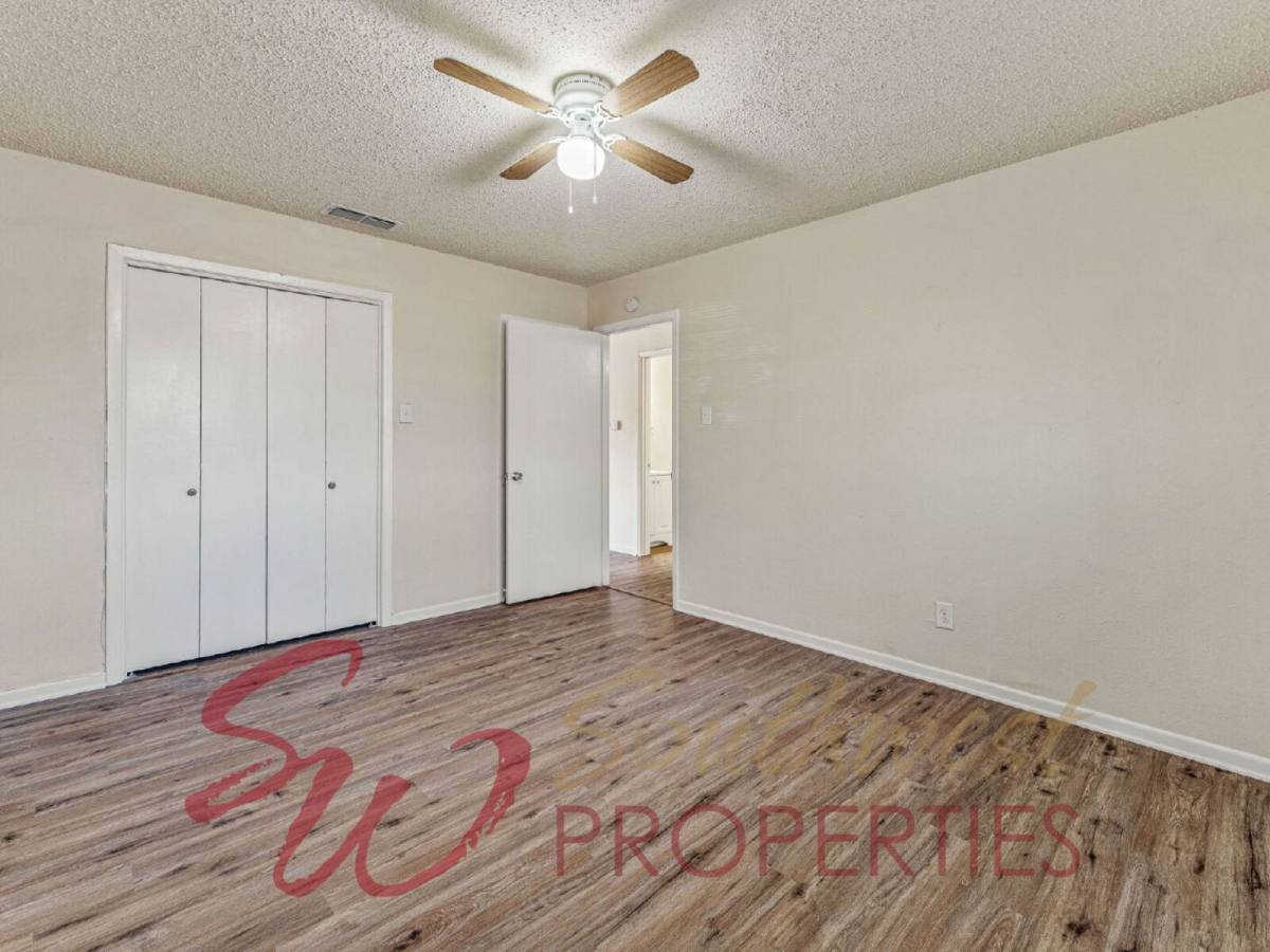 Townhouse for rent at 1373 W McNeill St #B, Stephenville, TX 76401