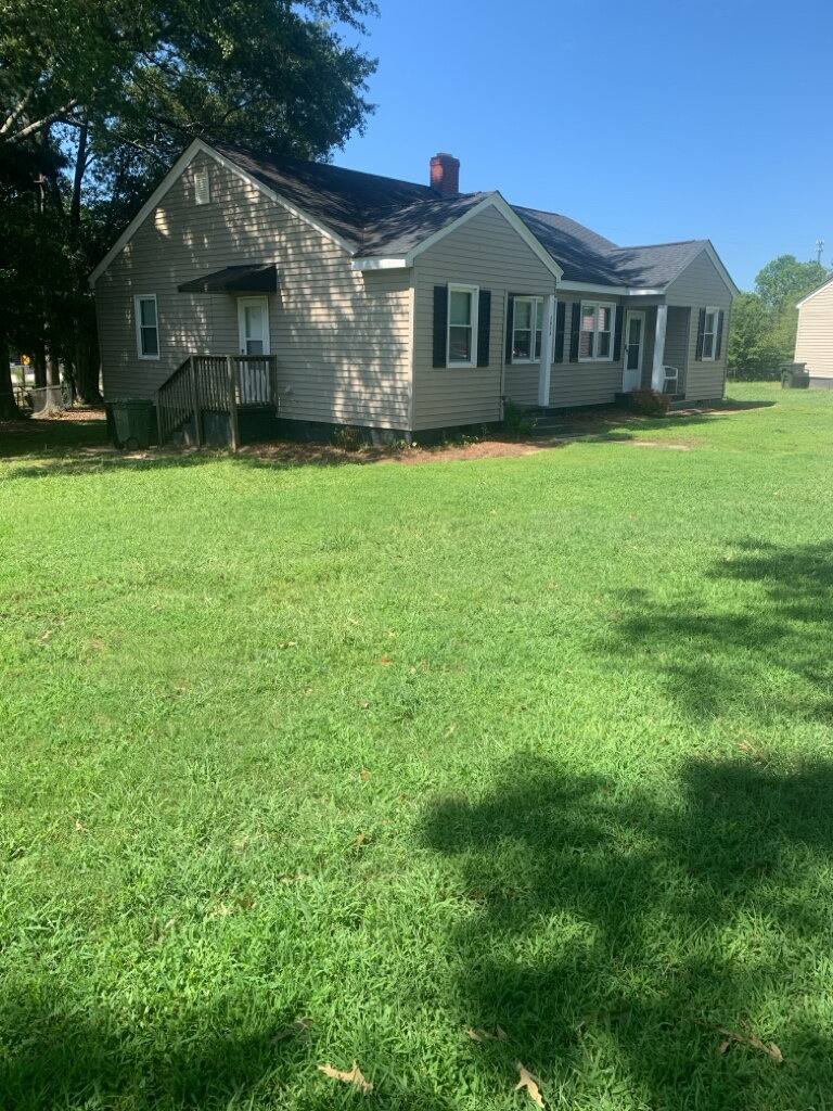Apartment for rent at 101-A Givens St, Fountain Inn, SC 29644