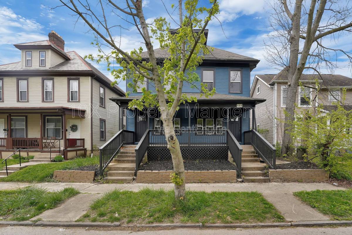 Apartment for rent at 555 Kimball Place, Columbus, OH 43205