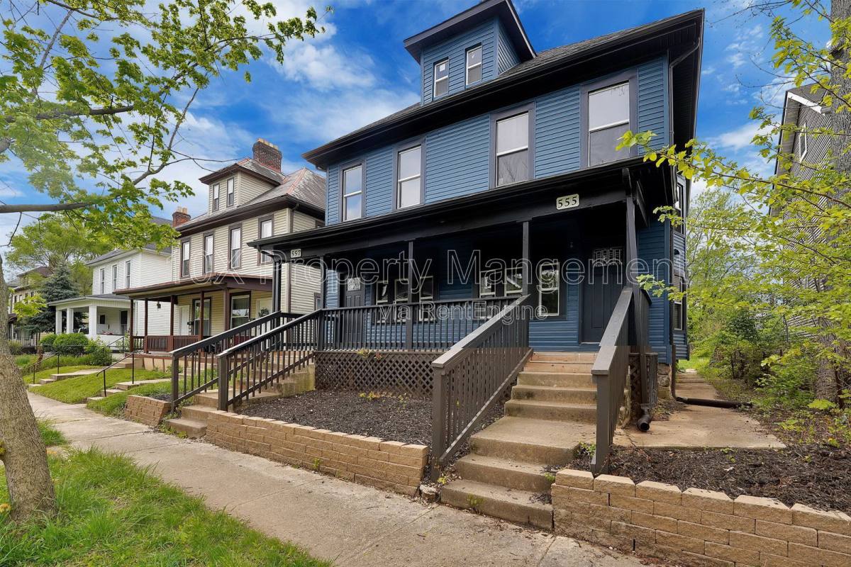 Apartment for rent at 555 Kimball Place, Columbus, OH 43205