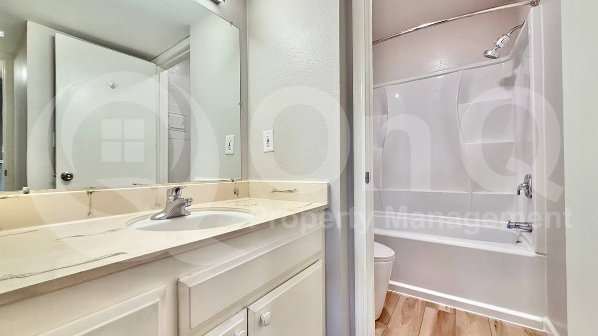 Condo for rent at 5525 E Thomas Rd #R7, Phoenix, AZ 85018