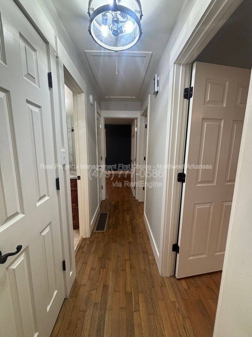 House for rent at 717 NW 6th St, Bentonville, AR 72712