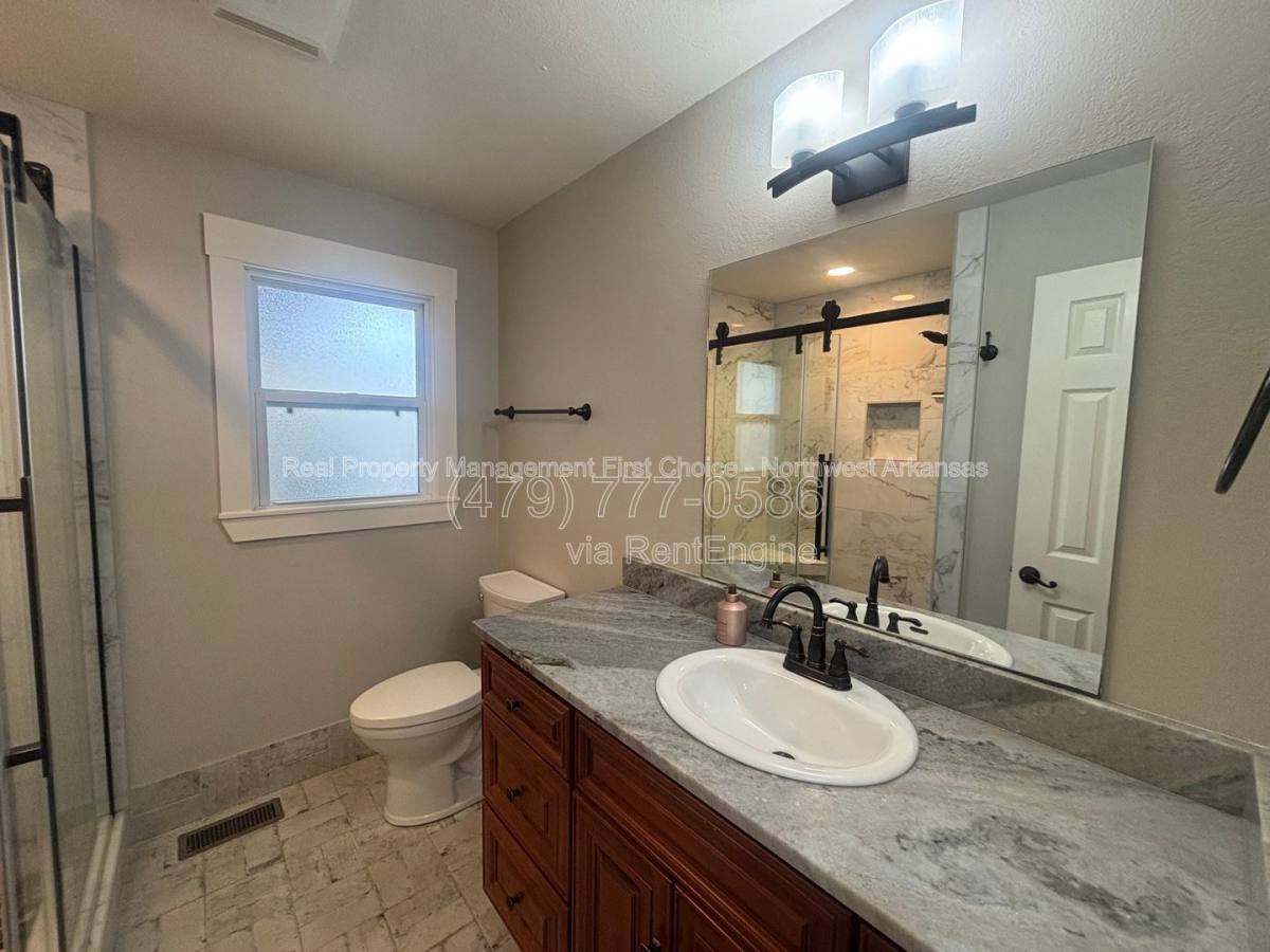 House for rent at 717 NW 6th St, Bentonville, AR 72712