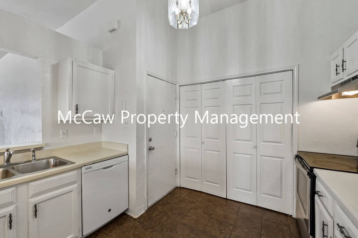 House for rent at 7933 Bermejo Rd, Fort Worth, TX 76112