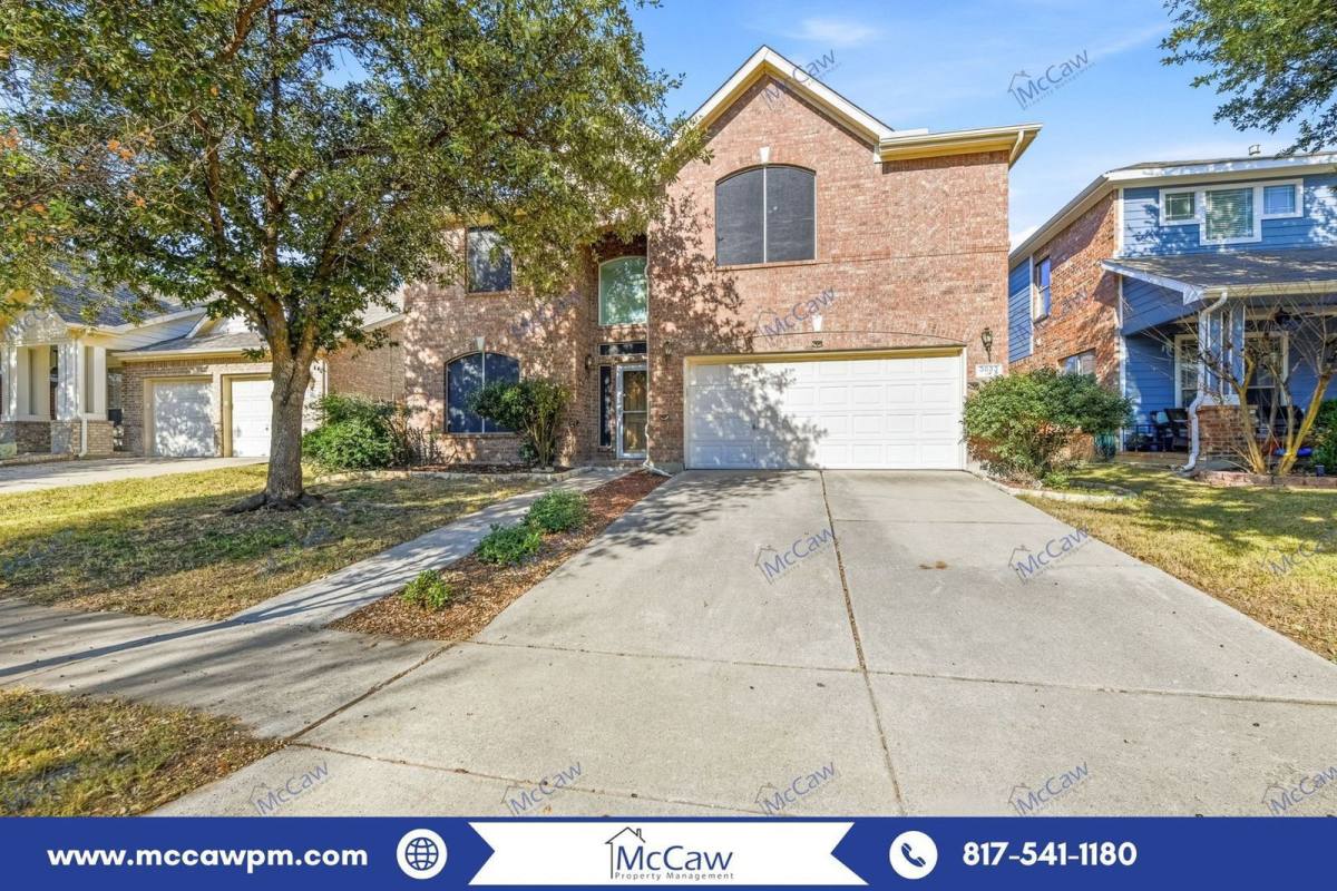 House for rent at 3833 Finley Rd, Irving, TX 75062