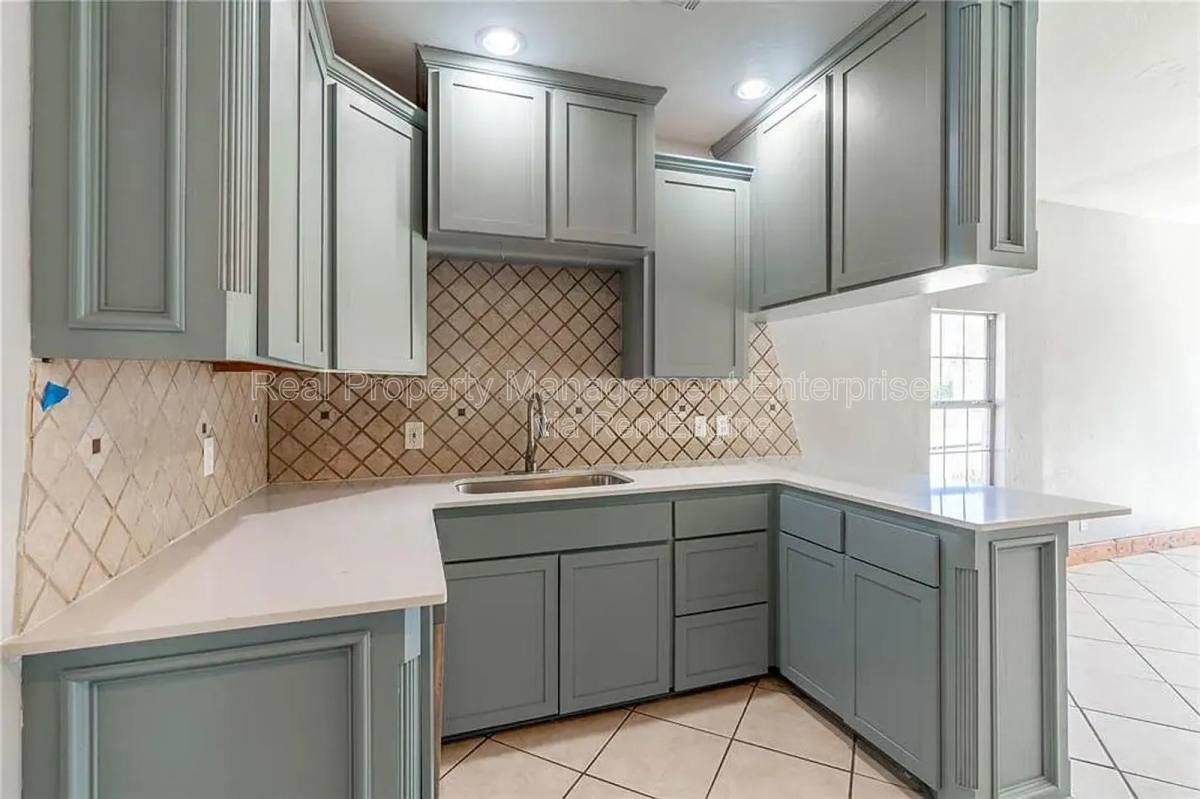 House for rent at 3633 N Youngs Blvd, Oklahoma City, OK 73112
