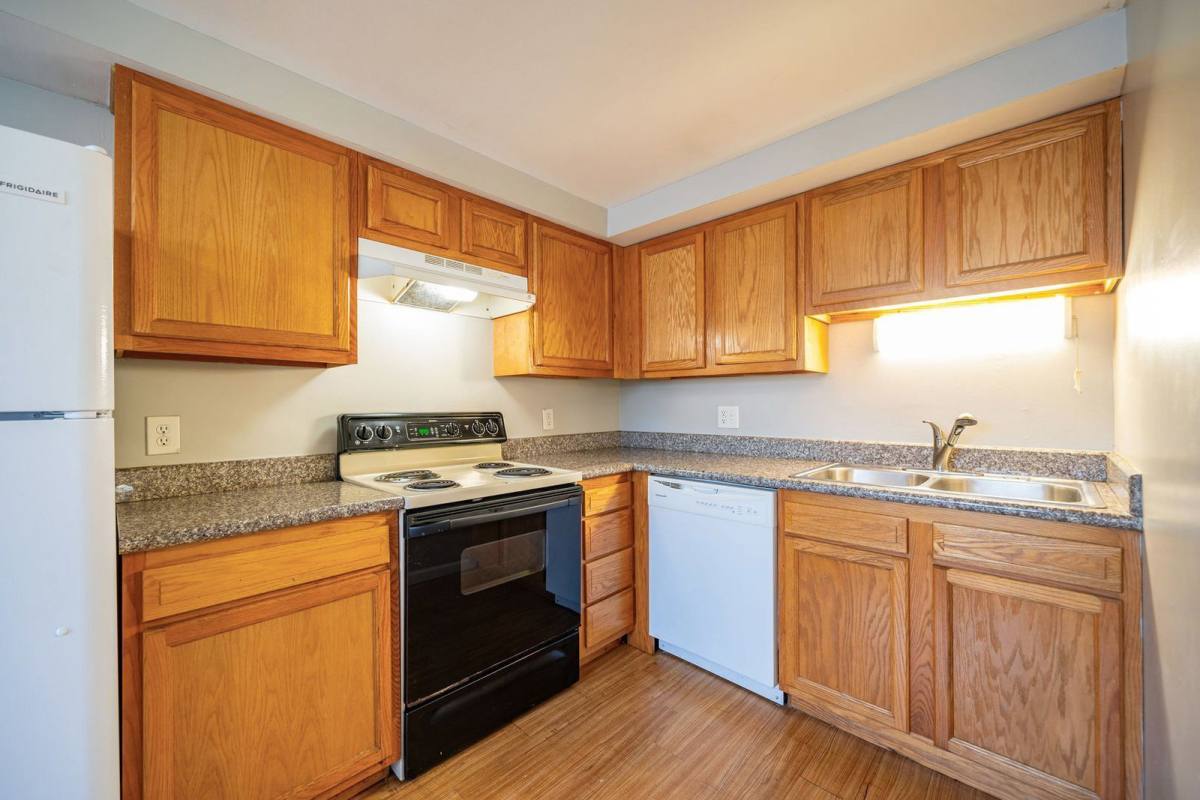 Apartment for rent at 511 Elsmere St, Columbus, OH 43206