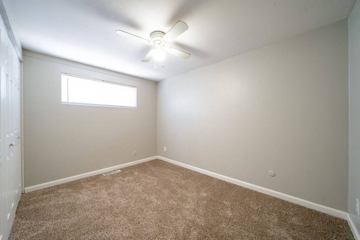Apartment for rent at 511 Elsmere St, Columbus, OH 43206