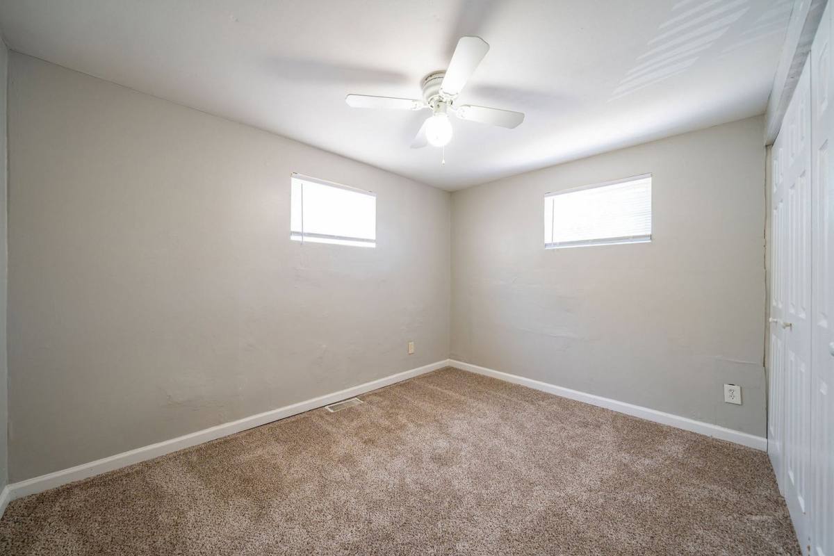 Apartment for rent at 511 Elsmere St, Columbus, OH 43206