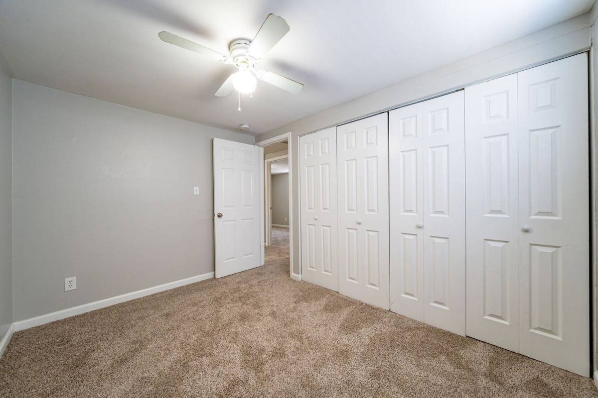 Apartment for rent at 511 Elsmere St, Columbus, OH 43206