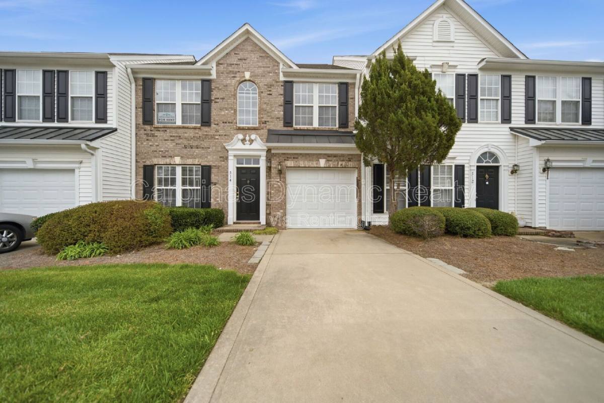 Townhouse for rent at 514 Turning Leaf Way, Clover, SC 29710