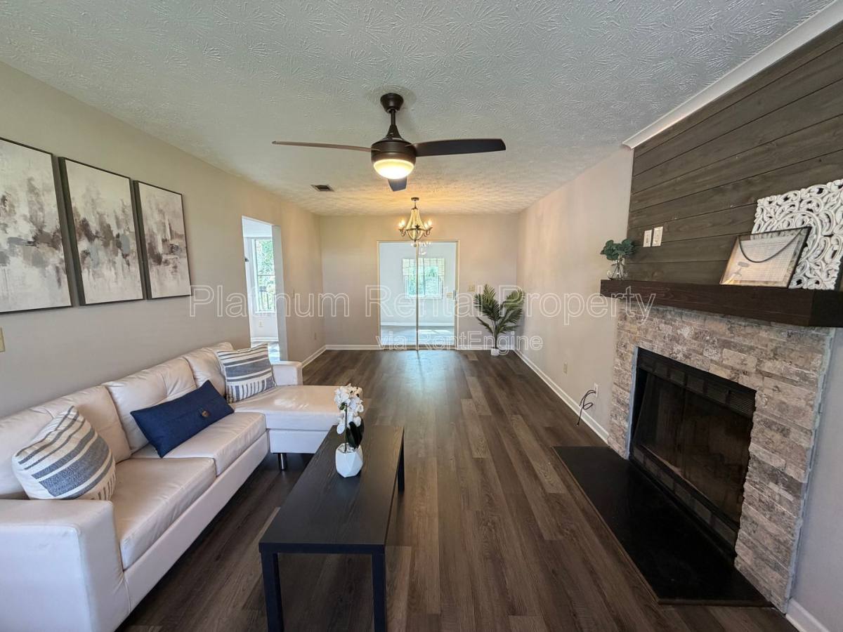 House for rent at 2675 Wildflower Lane SW, Snellville, GA 30039