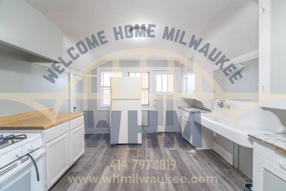 Apartment for rent at 5510 N 34th St, Milwaukee, WI 53209
