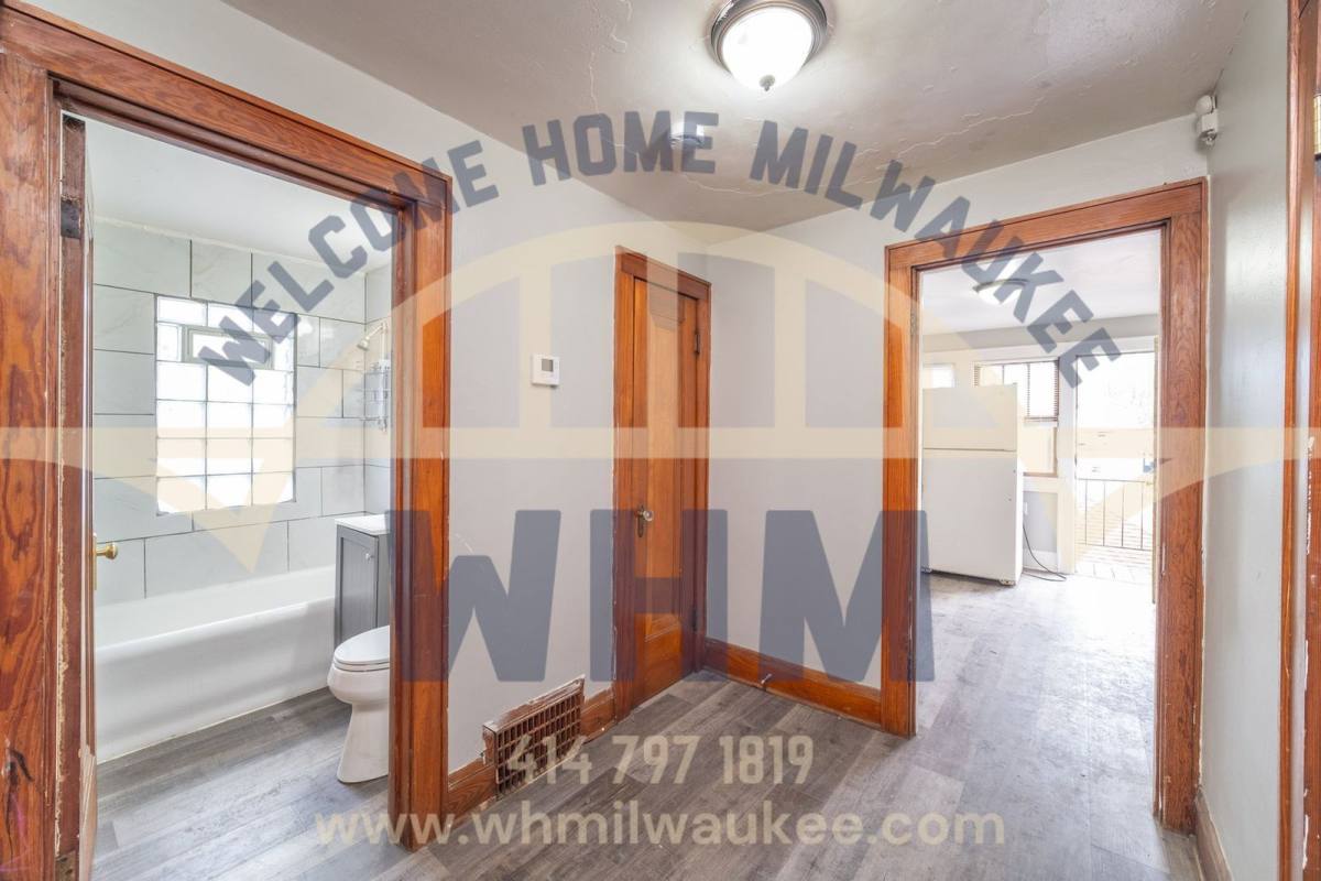 Apartment for rent at 5510 N 34th St, Milwaukee, WI 53209