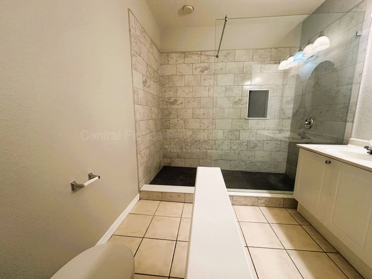 Townhouse for rent at 2525 Lancien Court, Orlando, FL 32826
