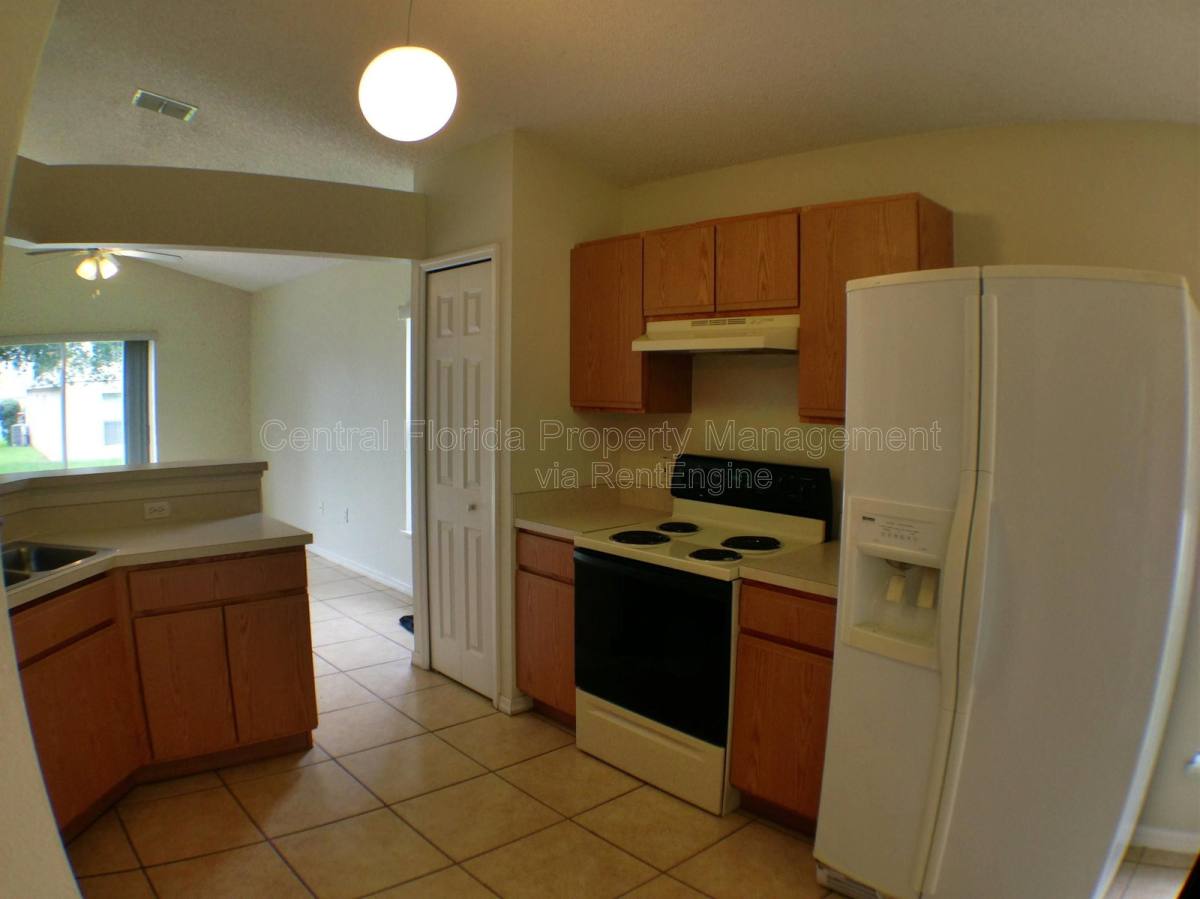 House for rent at 3842 Stonefield Dr, Orlando, FL 32826