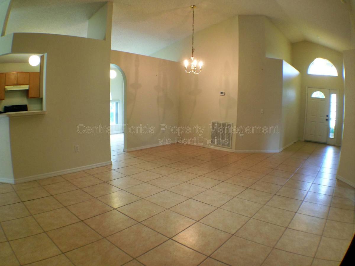 House for rent at 3842 Stonefield Dr, Orlando, FL 32826