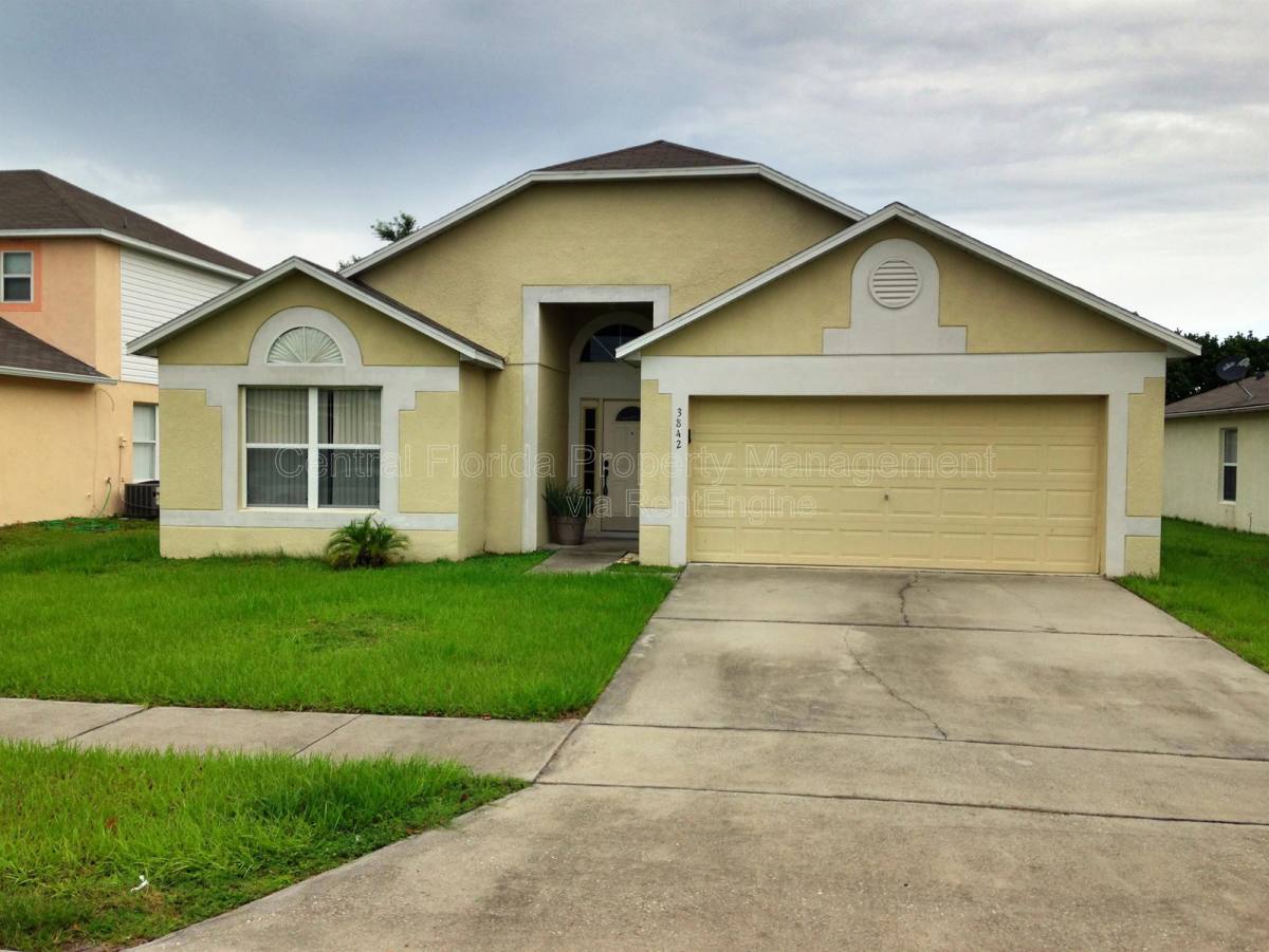 House for rent at 3842 Stonefield Dr, Orlando, FL 32826