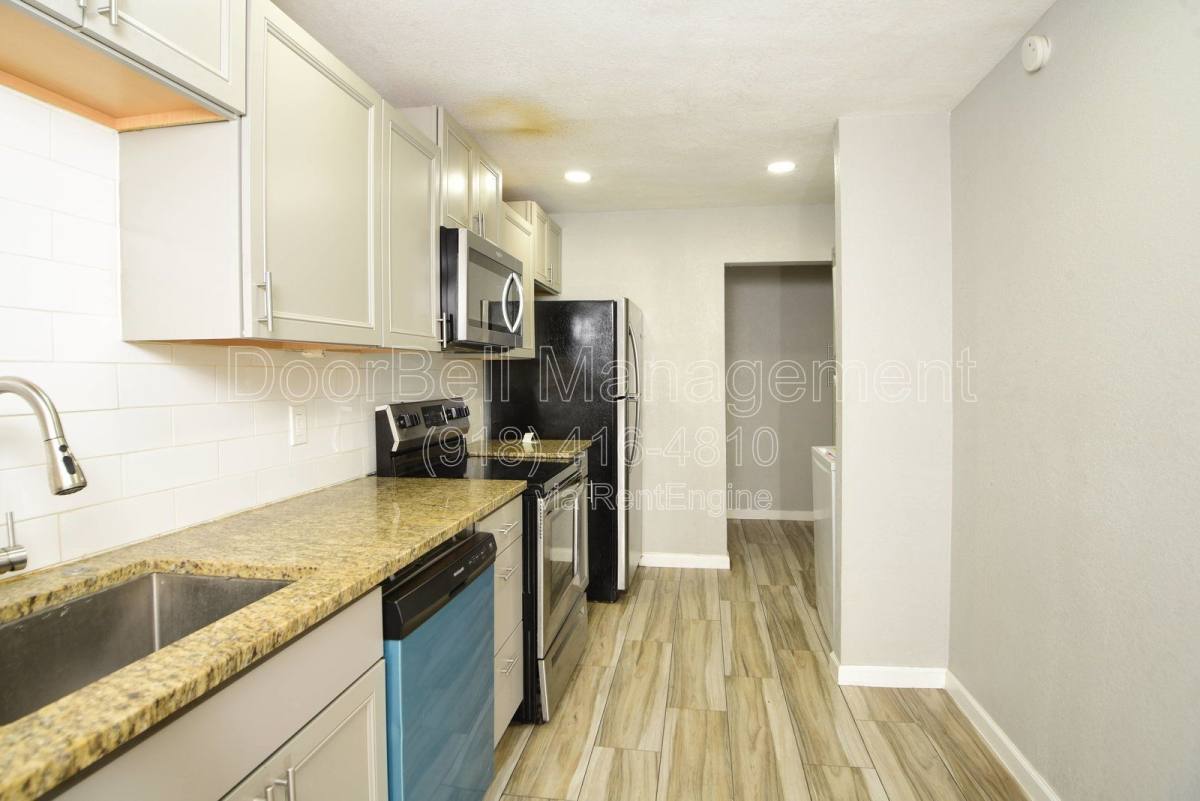Apartment for rent at 613 E Xyler St, Tulsa, OK 74106