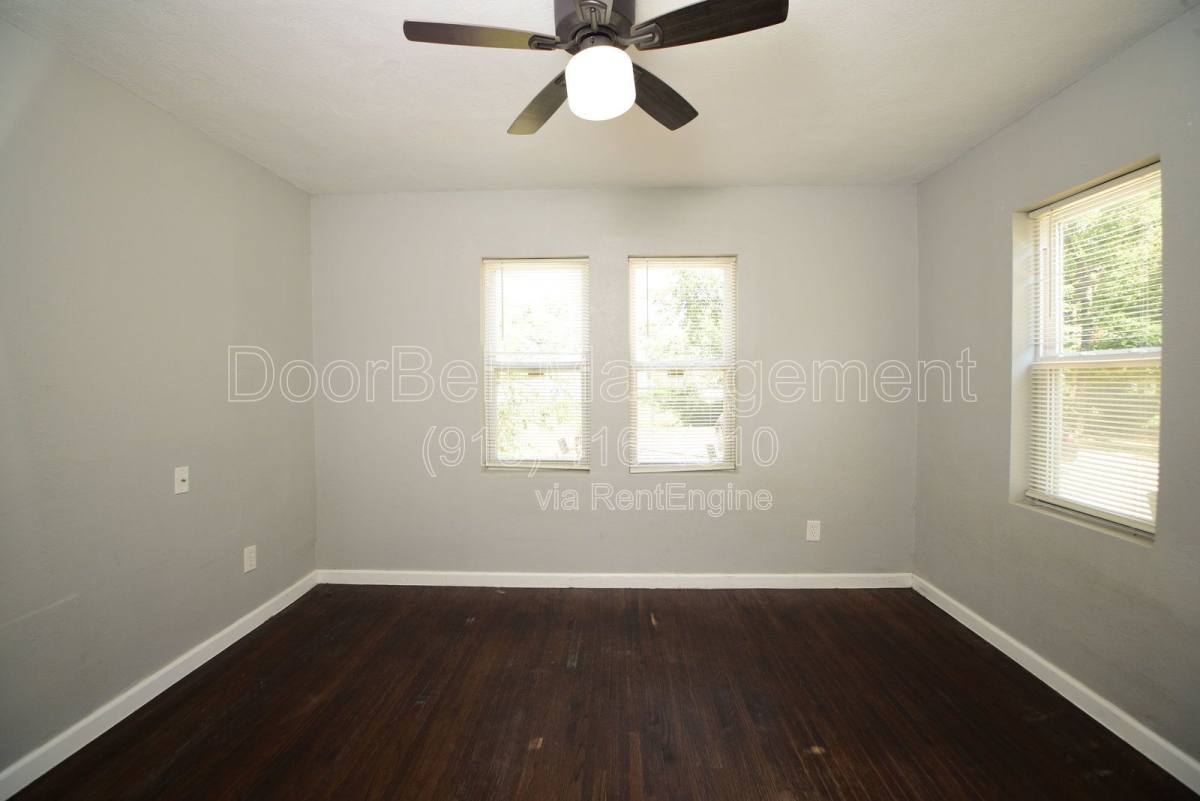Apartment for rent at 613 E Xyler St, Tulsa, OK 74106